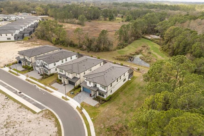 Image No.4-12 Bed House for sale