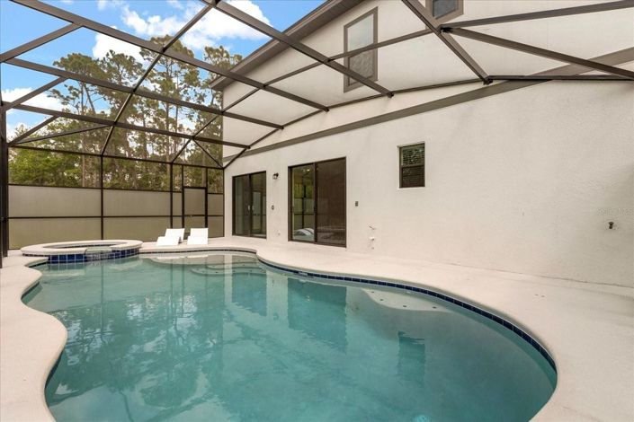 Image No.7-12 Bed House for sale