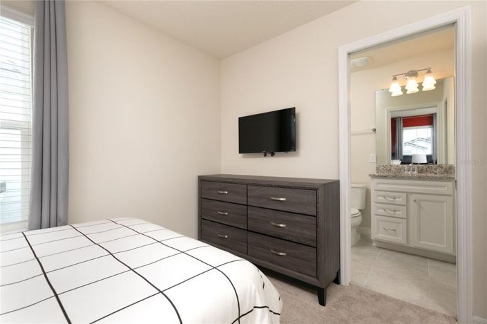 Image No.23-5 Bed House for sale