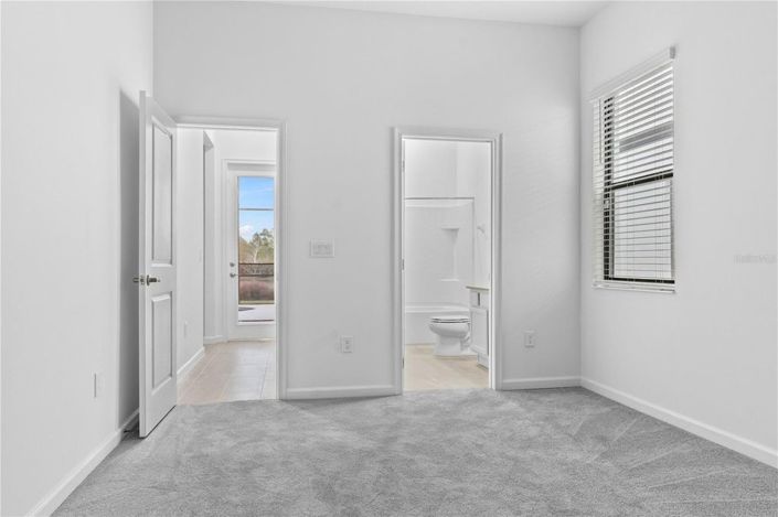 Image No.25-5 Bed House for sale