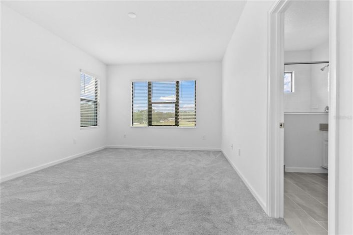 Image No.36-5 Bed House for sale