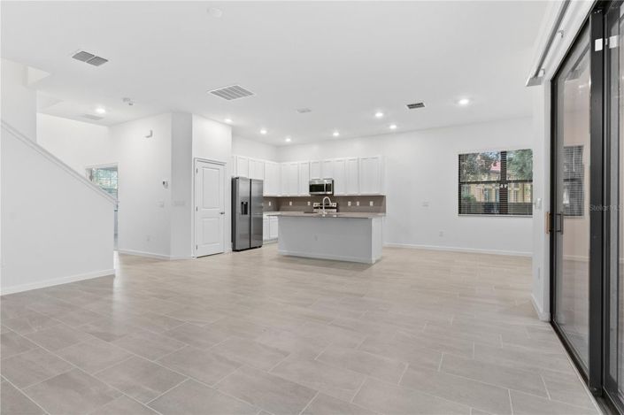 Image No.10-5 Bed House for sale