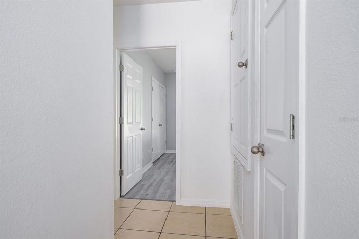 Image No.15-5 Bed House for sale