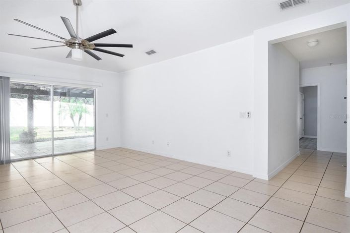 Image No.22-5 Bed House for sale