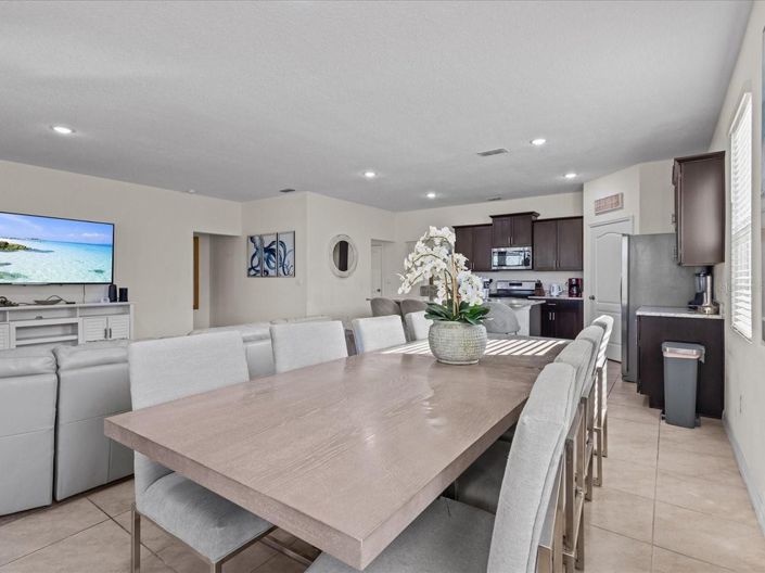 Image No.14-6 Bed House for sale