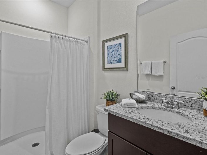 Image No.20-6 Bed House for sale