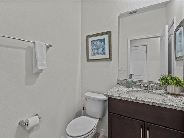 Image No.21-6 Bed House for sale