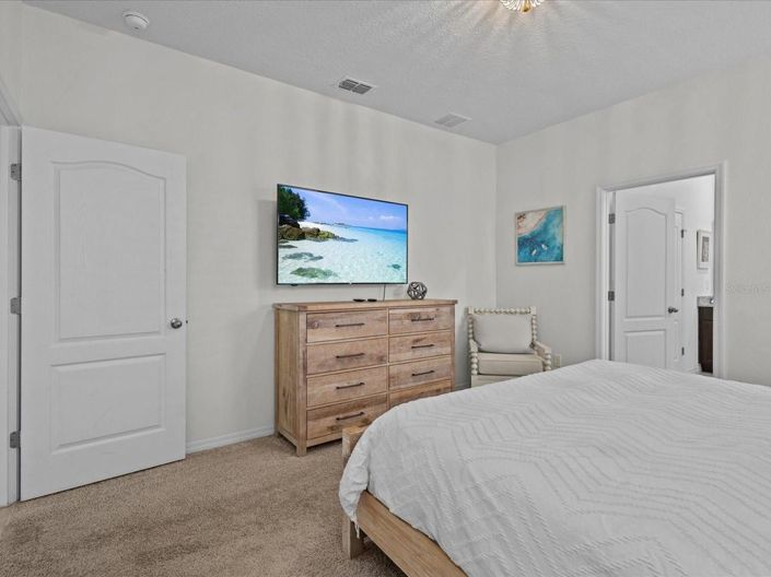 Image No.23-6 Bed House for sale