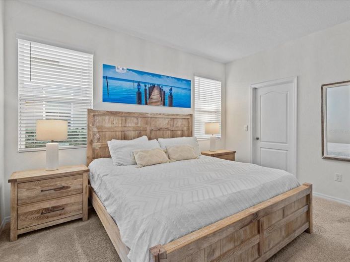 Image No.25-6 Bed House for sale