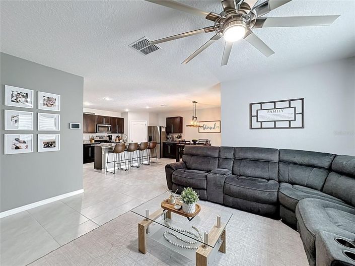 Image No.7-4 Bed House for sale