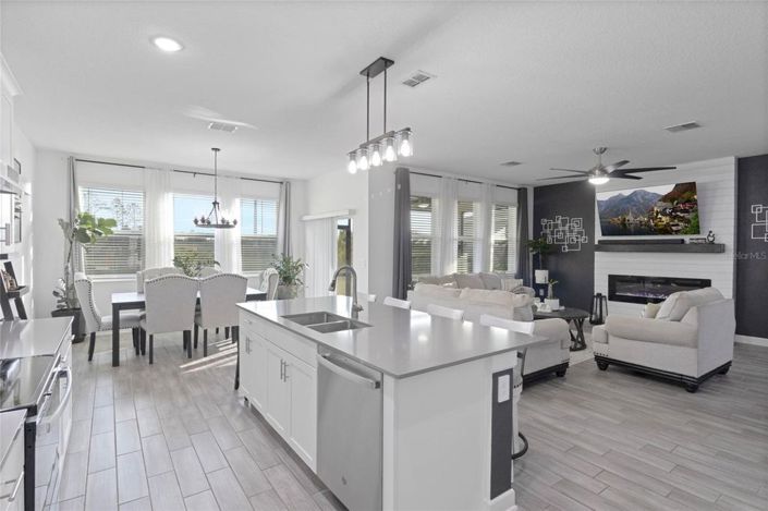 Image No.14-4 Bed House for sale