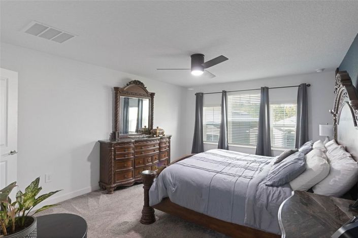 Image No.25-4 Bed House for sale