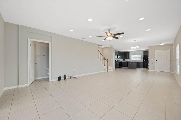 Image No.12-3 Bed Townhouse for sale