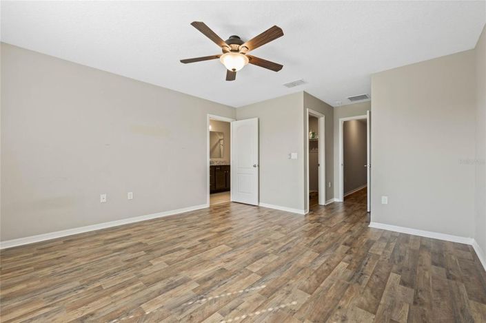 Image No.22-3 Bed Townhouse for sale