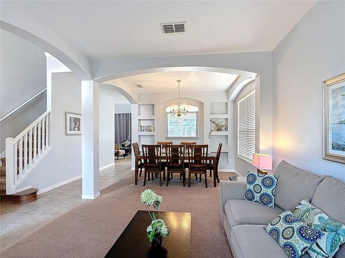 Image No.17-6 Bed House for sale