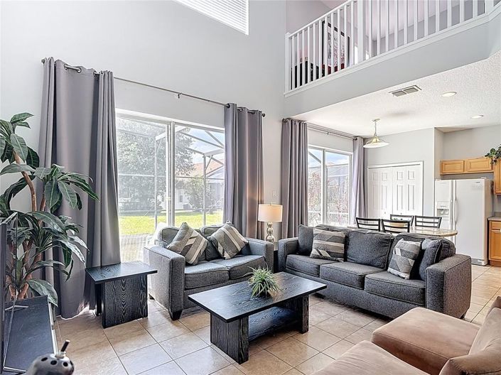 Image No.24-6 Bed House for sale