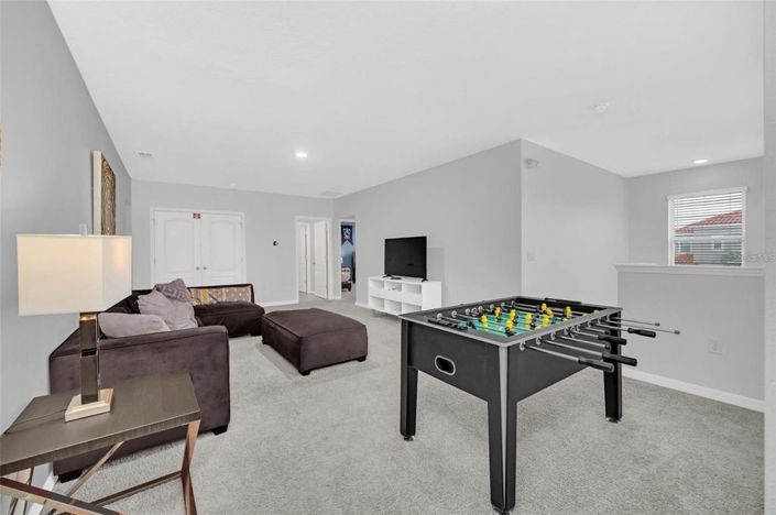 Image No.38-7 Bed House for sale