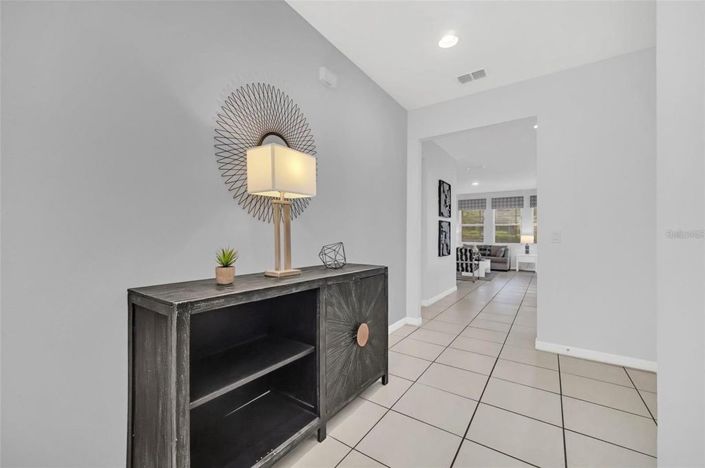 Image No.9-7 Bed House for sale