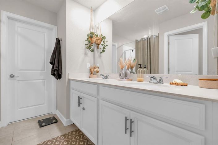 Image No.14-4 Bed House for sale