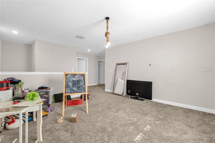 Image No.15-4 Bed House for sale