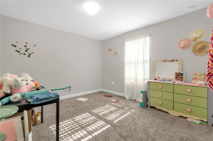 Image No.19-4 Bed House for sale