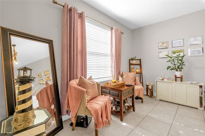 Image No.21-4 Bed House for sale