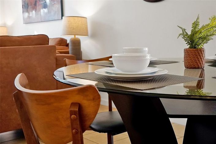 Image No.17-4 Bed House for sale