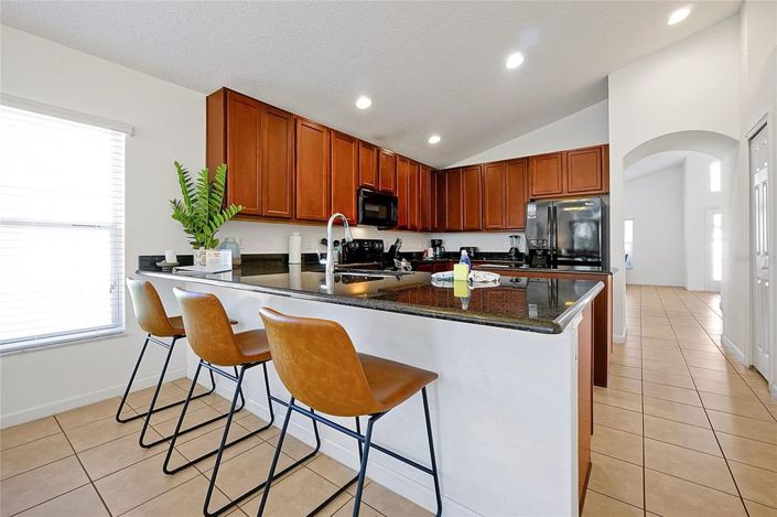 Image No.4-4 Bed House for sale