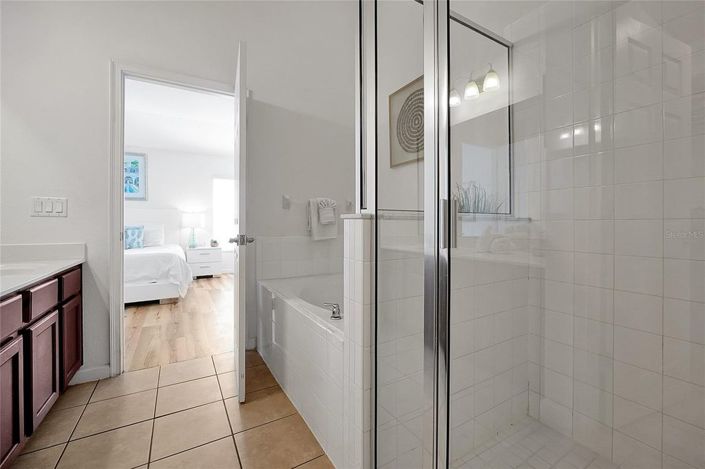 Image No.38-4 Bed House for sale