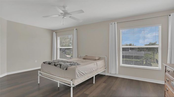 Image No.9-4 Bed House for sale