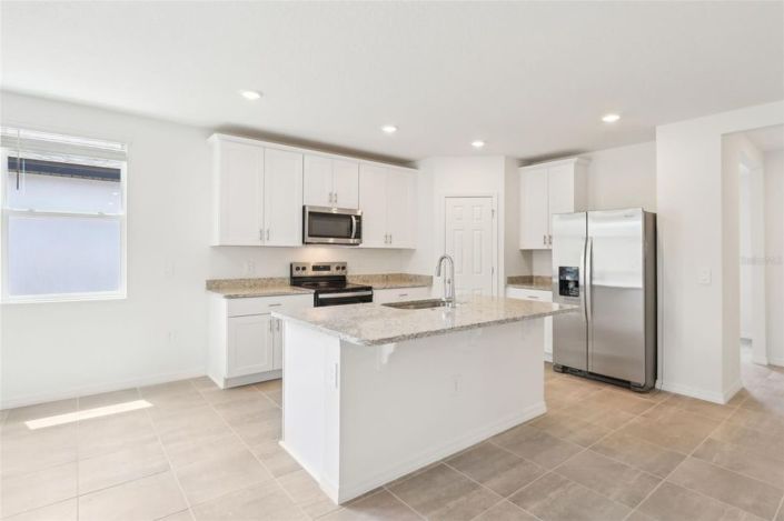 Image No.13-3 Bed House for sale