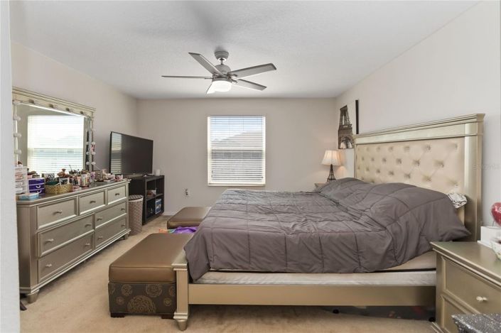 Image No.12-3 Bed Townhouse for sale