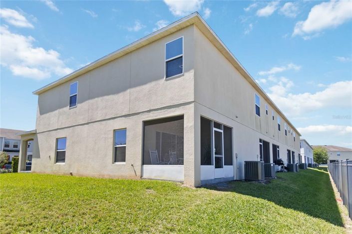 Image No.28-3 Bed Townhouse for sale