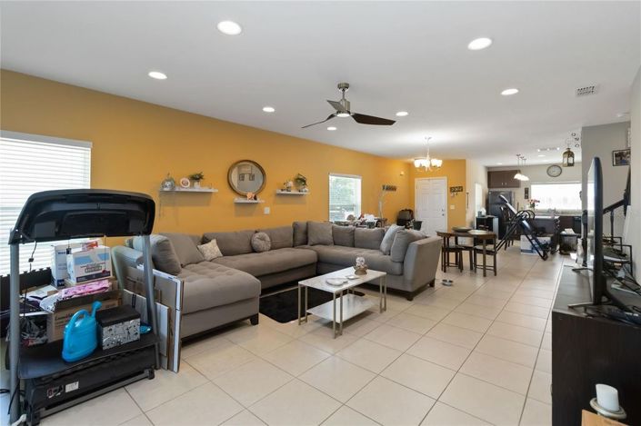 Image No.6-3 Bed Townhouse for sale