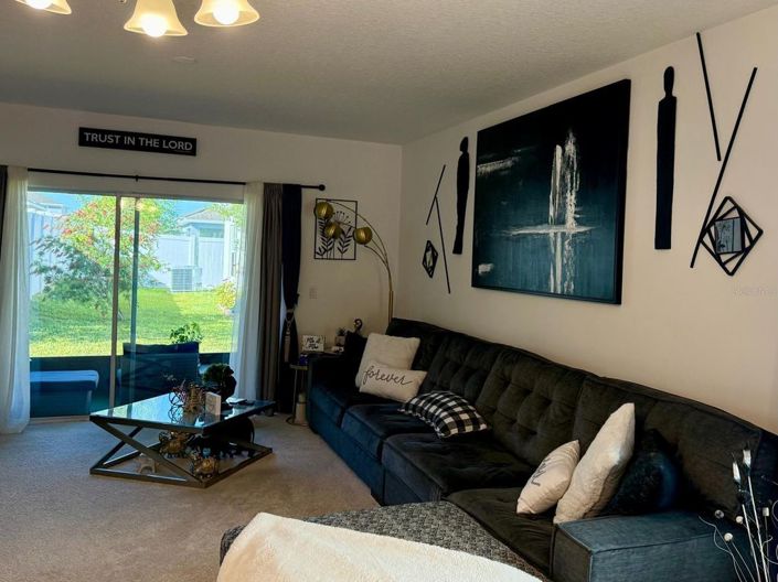 Image No.12-4 Bed House for sale