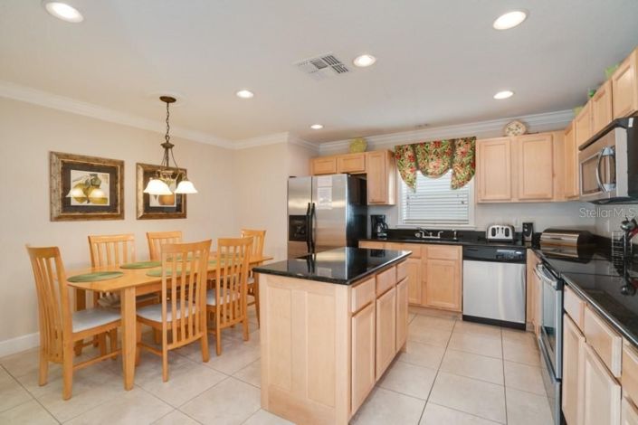 Image No.13-4 Bed House for sale