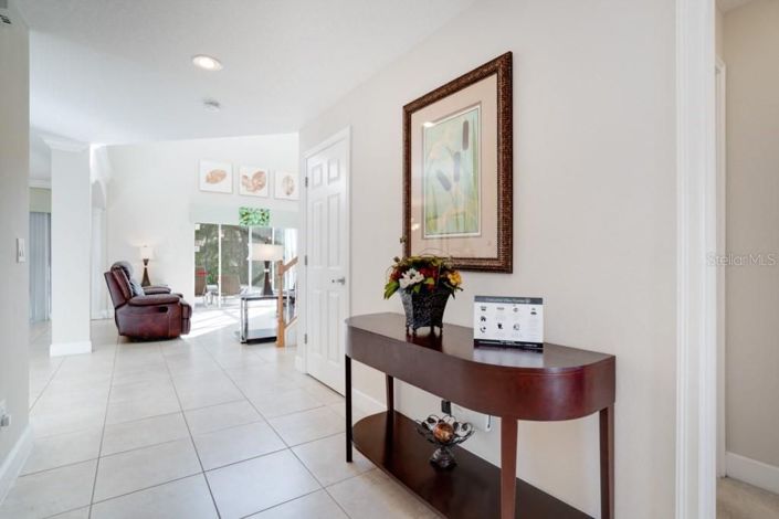 Image No.3-4 Bed House for sale