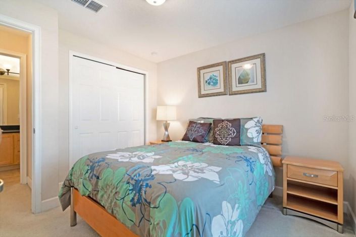 Image No.24-4 Bed House for sale