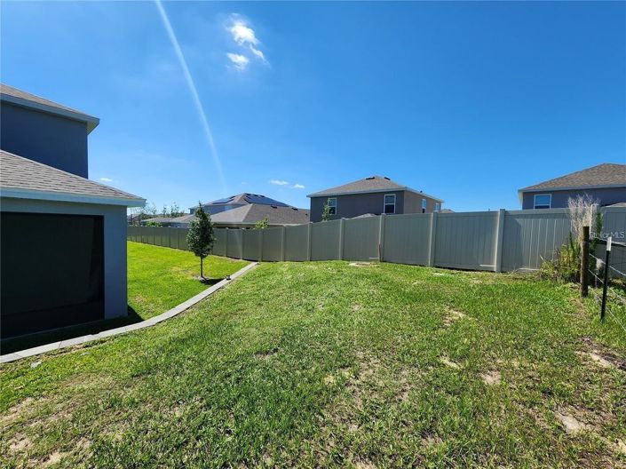 Image No.16-4 Bed Townhouse for sale