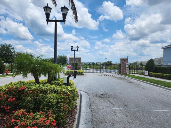 Image No.29-4 Bed Townhouse for sale