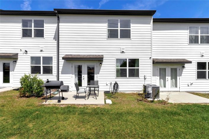 Image No.16-3 Bed Townhouse for sale