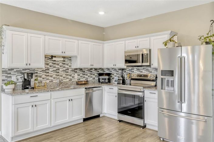 Image No.9-3 Bed Townhouse for sale