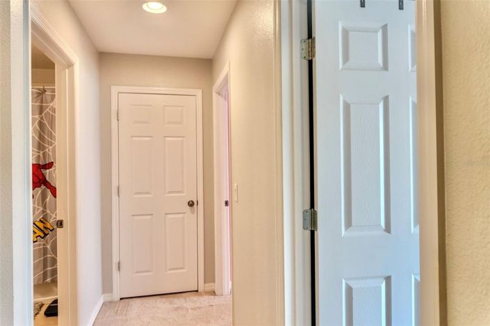 Image No.23-4 Bed Townhouse for sale