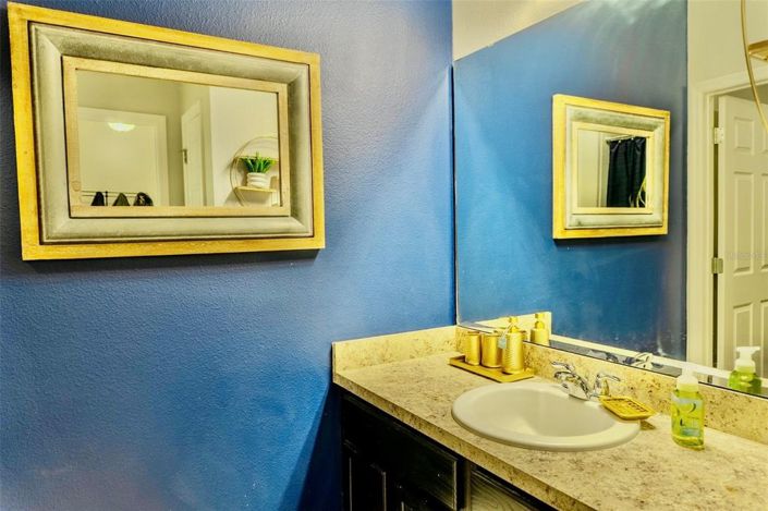 Image No.10-4 Bed Townhouse for sale