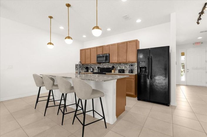 Image No.14-4 Bed Townhouse for sale