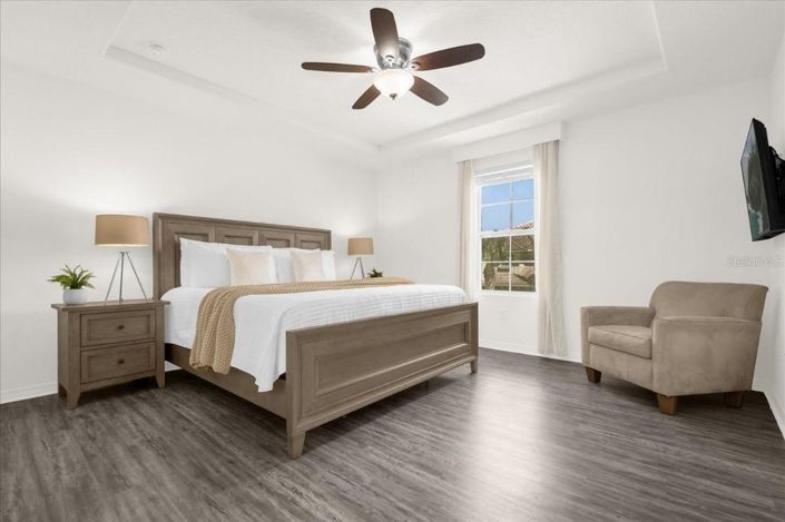 Image No.15-4 Bed Townhouse for sale