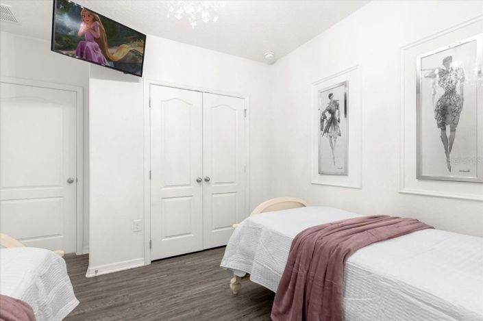 Image No.21-4 Bed Townhouse for sale