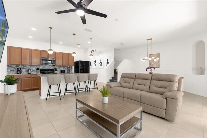 Image No.23-4 Bed Townhouse for sale