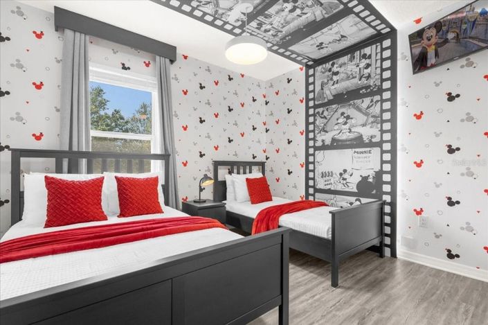 Image No.4-4 Bed Townhouse for sale