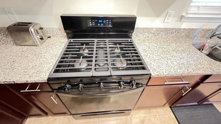 Image No.11-2 Bed House for sale